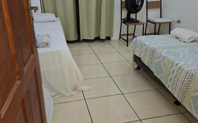 CASA DE HOSPEDAGEM PARATY 10 MINUTOS DO CENTRO COM OPÇÕES DE CAFÉ da MANHÃ